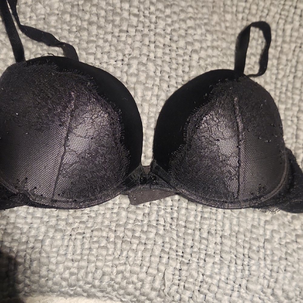 Victorias Secret Black Lace Bra 36C